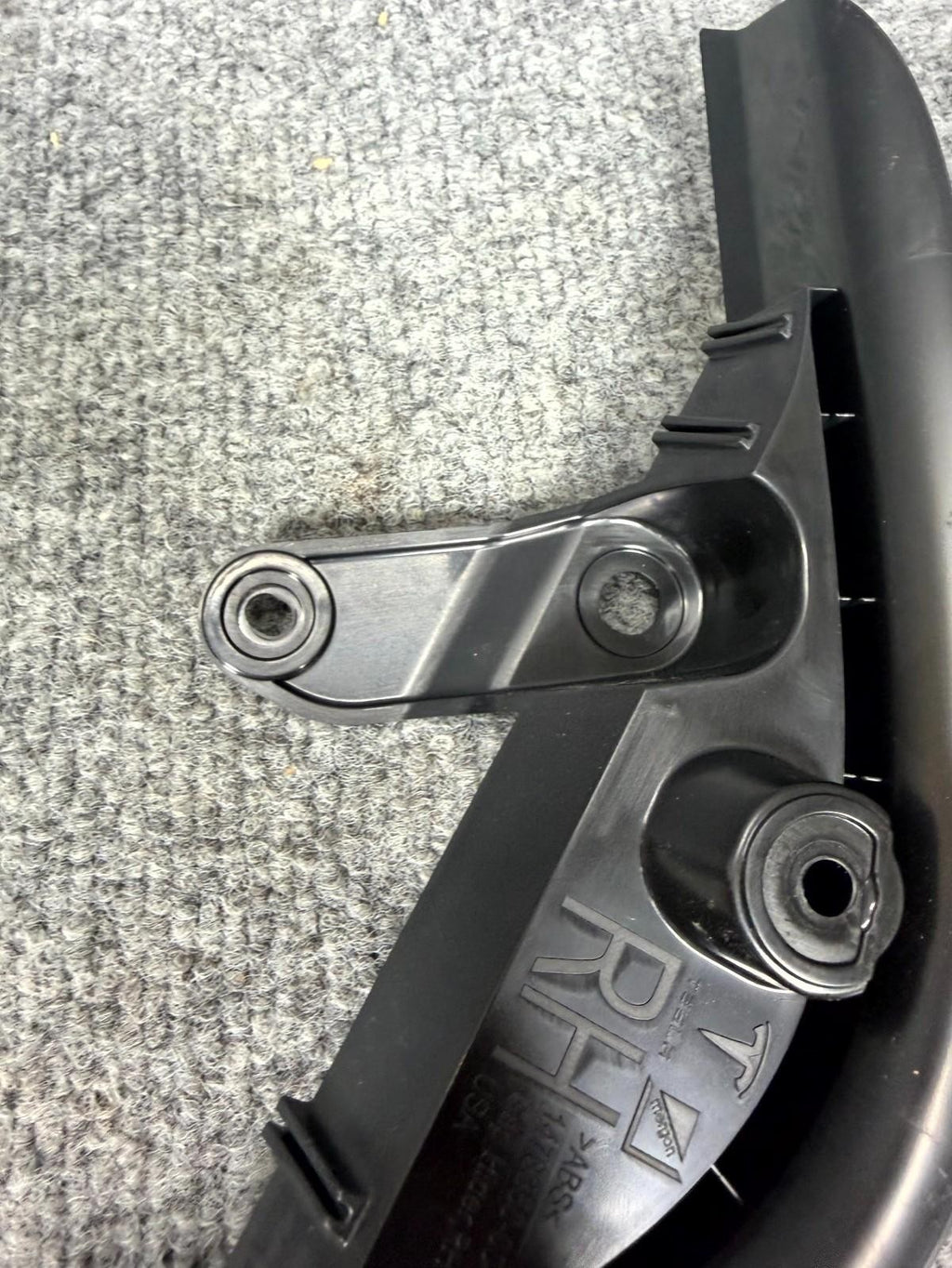 2016-2020 Tesla Model X Rear Right Side Door Weatherstrip Seal OEM, 1473350-00-B
