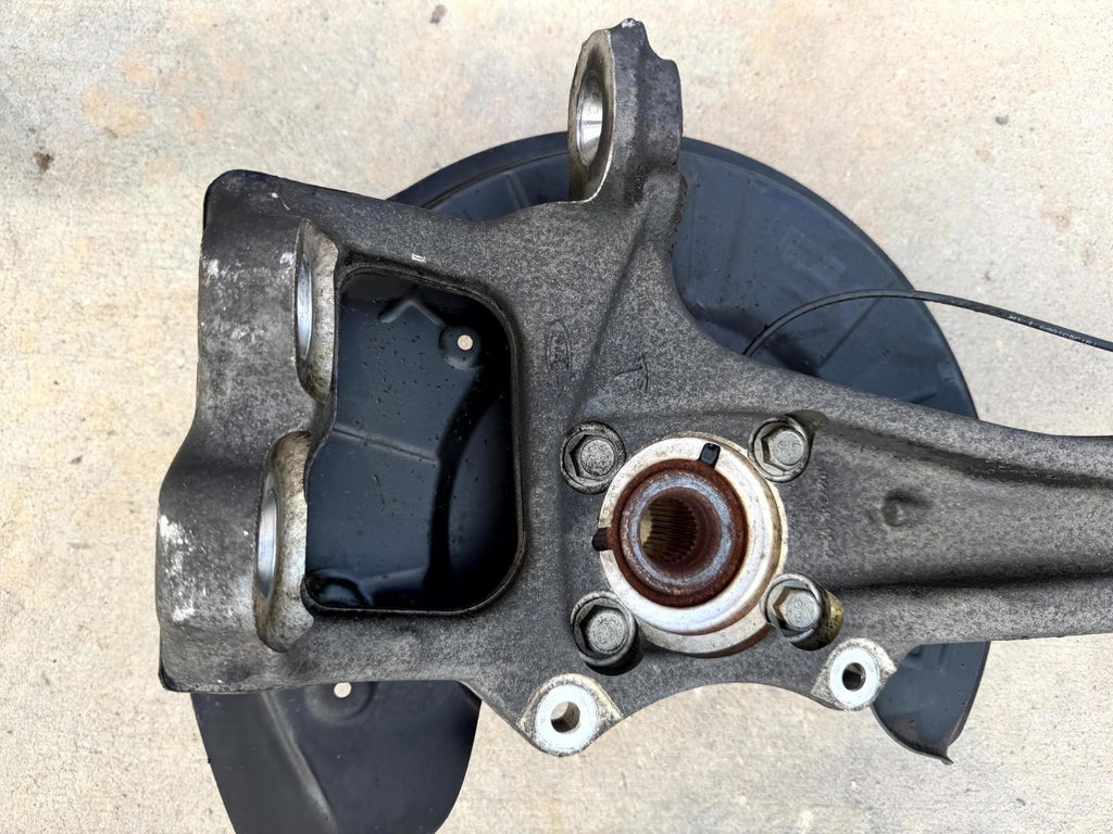 16-20 Tesla Model X Front Right Spindle Knuckle W/ Control Arm OEM,1027311-00-F