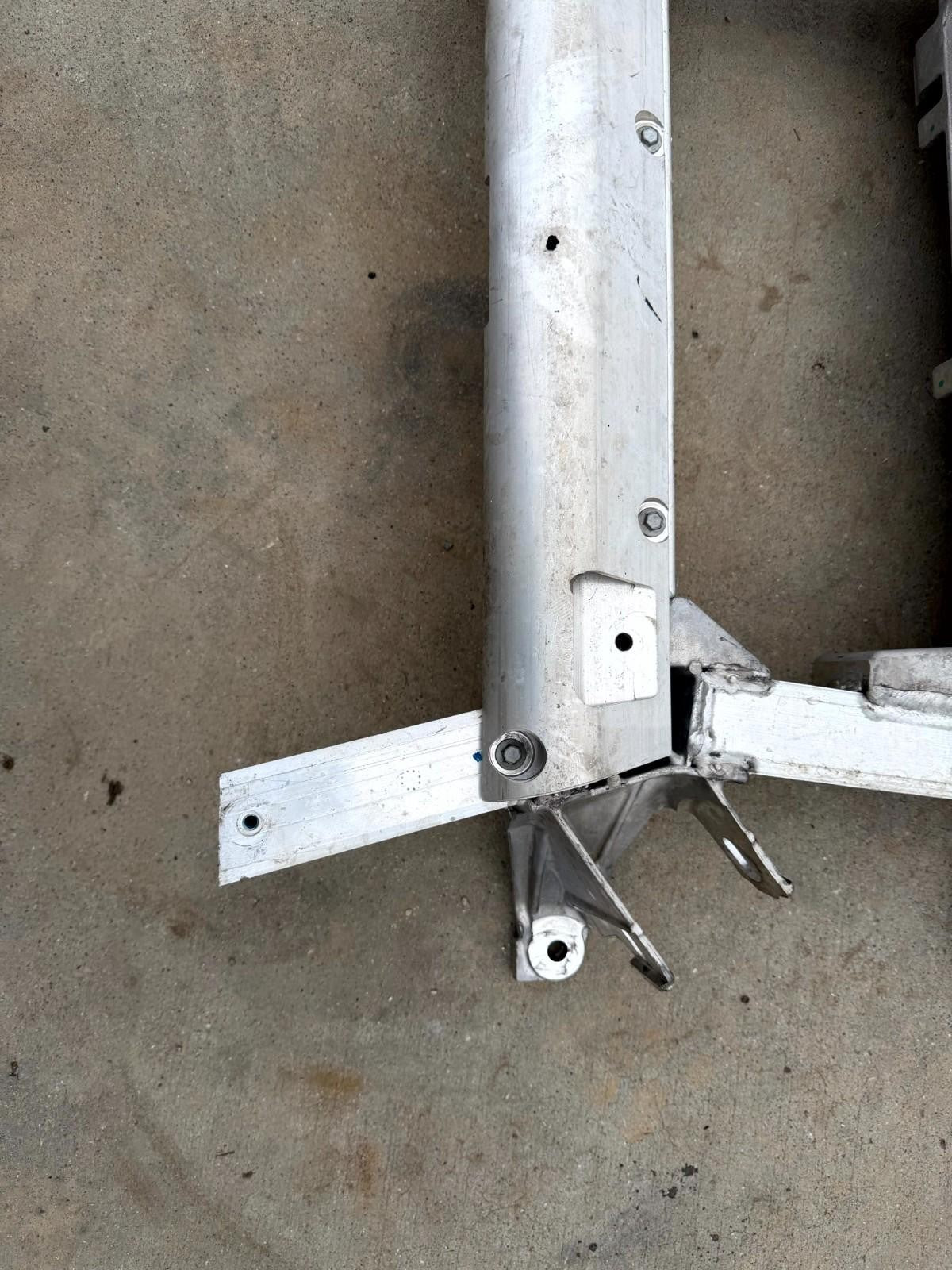 16-20 Tesla Model X Front Suspension Subframe Crossmember ASSY OEM, 1027516-00-E