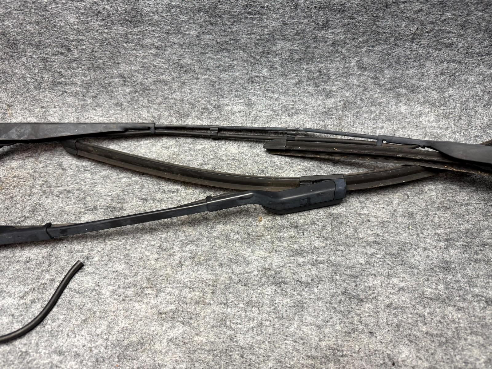 ♦️2017 - 2023 TESLA MODEL 3 RIGHT AND LEFT SIDE WINDSHIELD WIPER ARM OEM