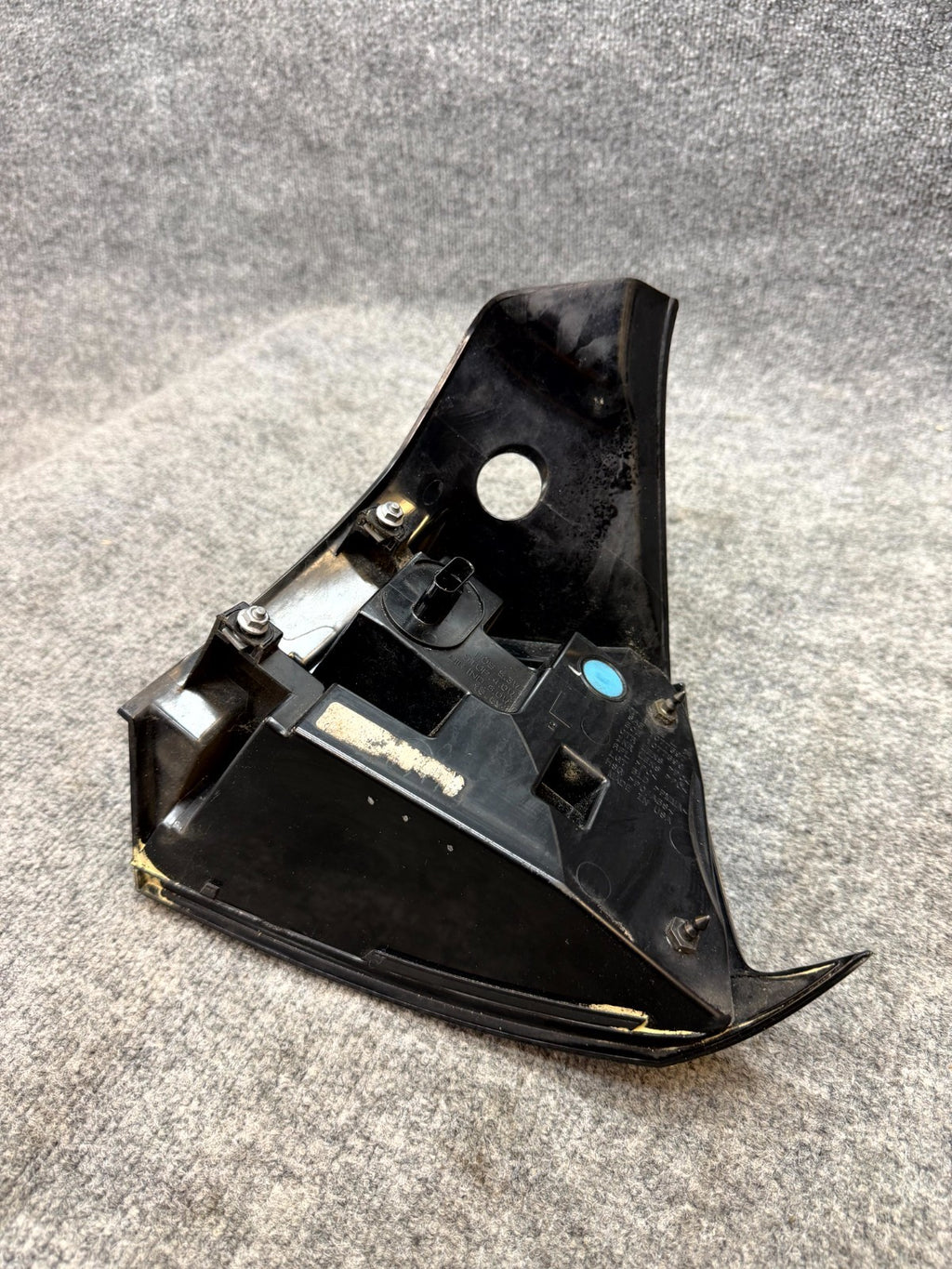 2017–2023 TESLA MODEL Y/3 REAR LEFT SIDE TAIL LIGHT OEM,1077397/ 1077399