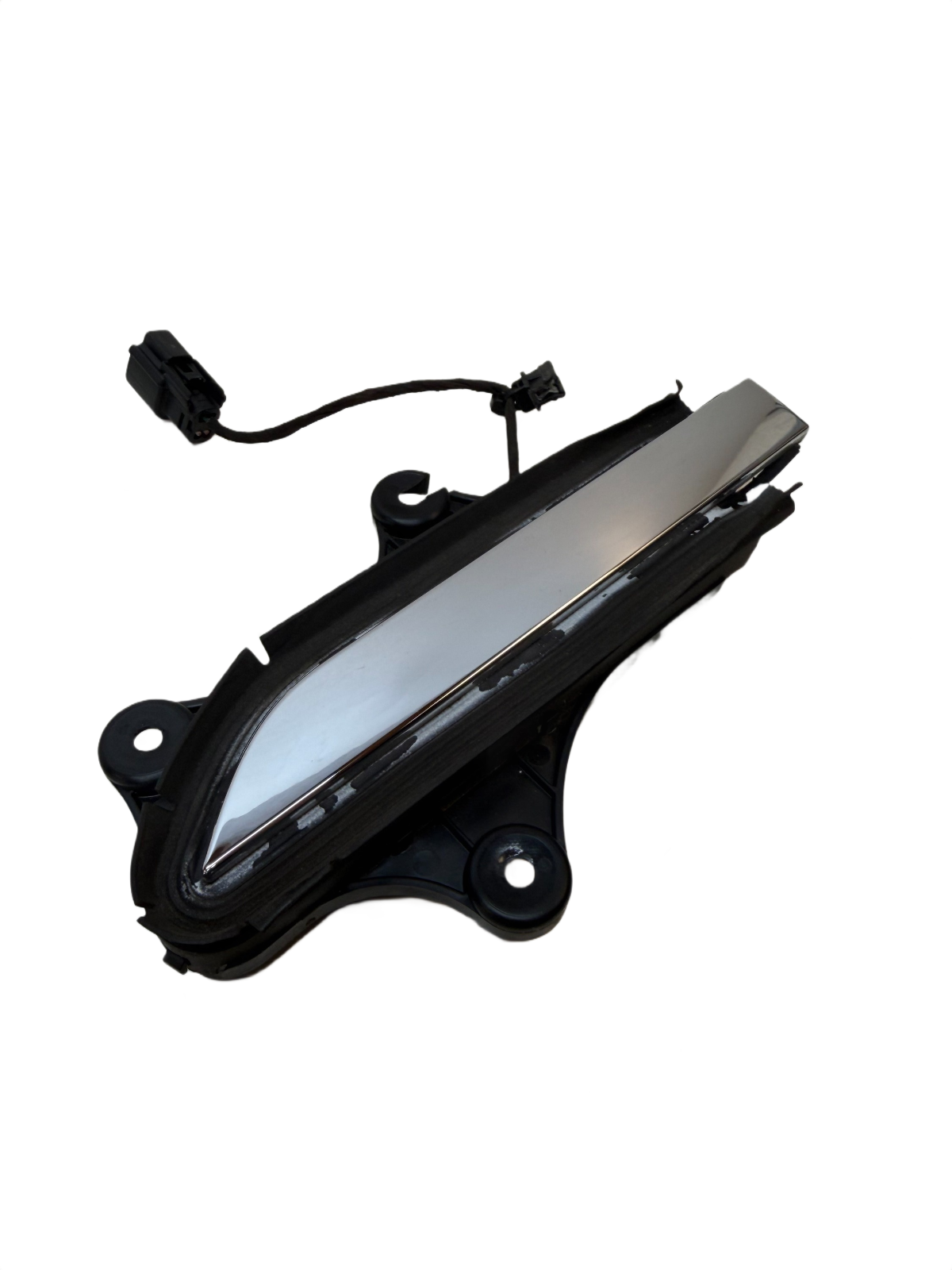 2016-2020 Tesla Model X Rear Left Exterior Door Handle OEM 1045157-99-C