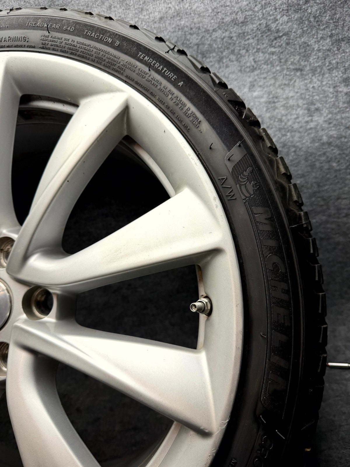 ♦️2017–2023 TESLA MODEL 3 ALUMINUM REPLACEMENT WHEEL TIRE OEM, 1044224 00 B