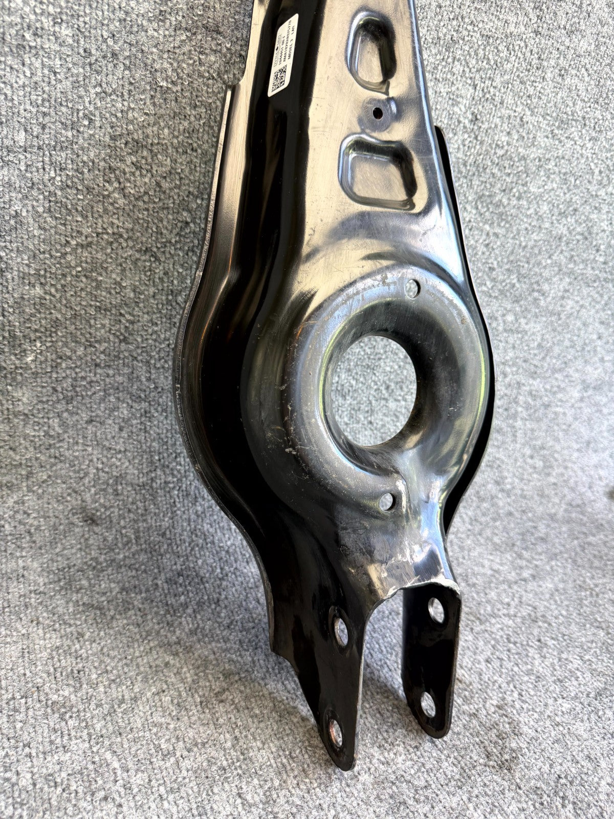 2017 - 2023 TESLA MODEL 3 REAR LEFT / RIGHT LOWER CONTROL ARM OEM, 1044451-00-F