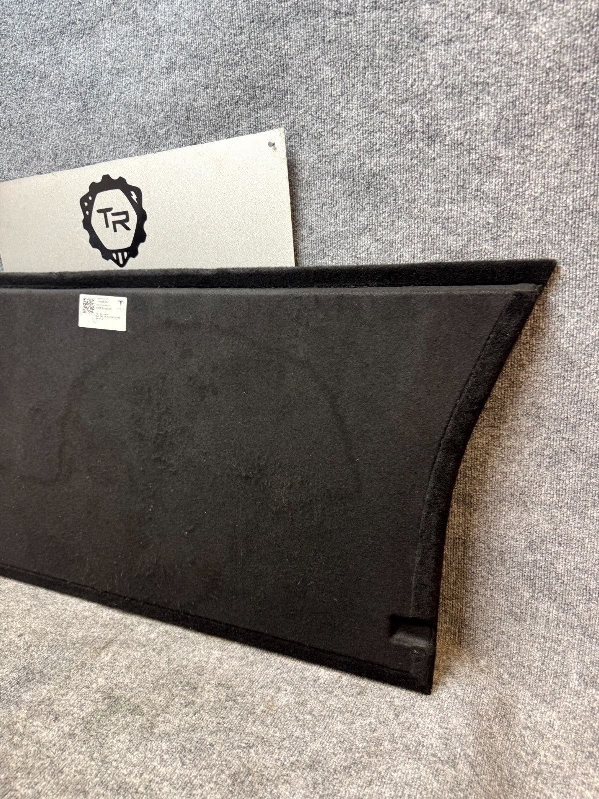 2020 – 2024 TESLA MODEL Y FRONT TRUNK LOAD FLOOR CARPET PANEL OEM, 1492951-00-C