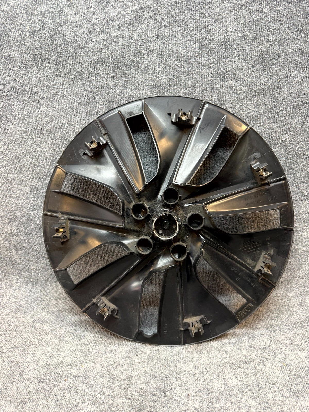 2020 - 2024 TESLA MODEL Y GEMINI WHEEL RIM HUBCAP COVER OEM, 1044235-00-C