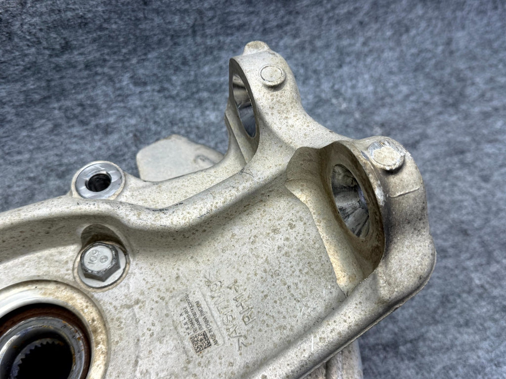 ♦️17-23 TESLA MODEL 3 FRONT RIGHT SIDE SPINDLE KNUCKLE WHEEL HUB OEM, 104431600E