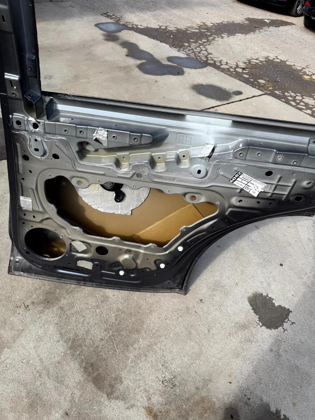 2016-2020 Tesla Model X Rear Right Side Falcon Door Shell Panel OEM, 1028791-00I