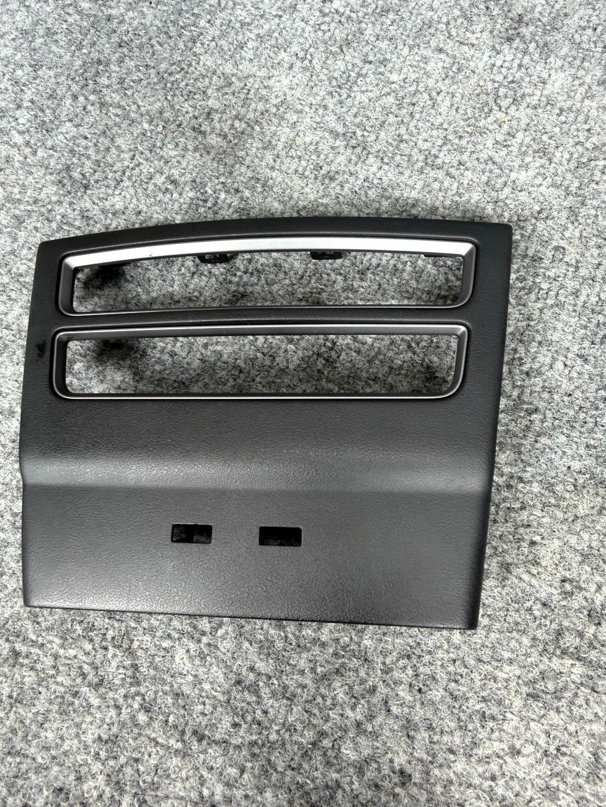 2016 - 2020 Tesla Model X S Rear Center Console Air Vent Trim OEM, 1064501-01-B