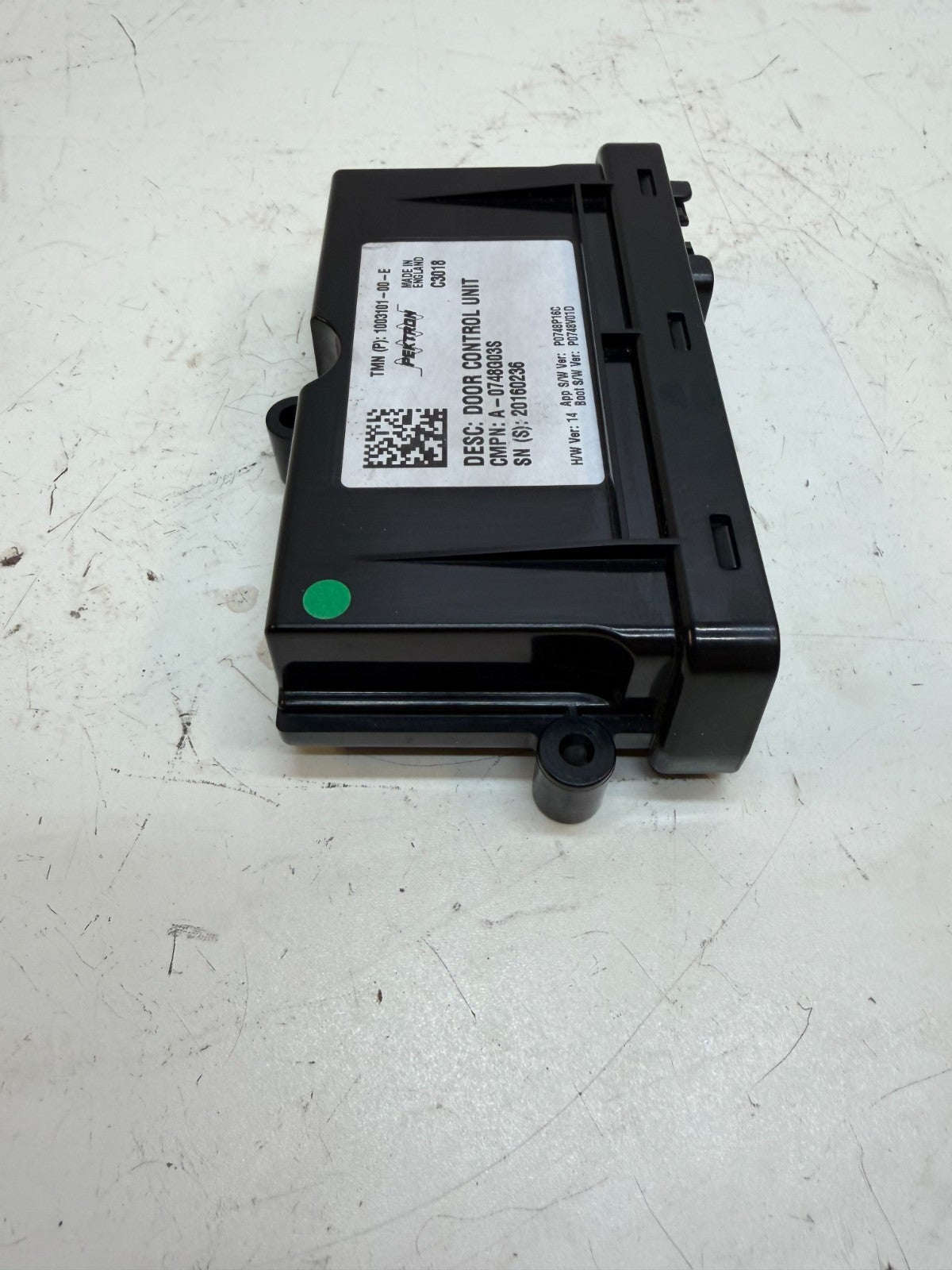 2012-2020 Tesla Model S Front Door Control Module Computer Unit 1003101-00-E