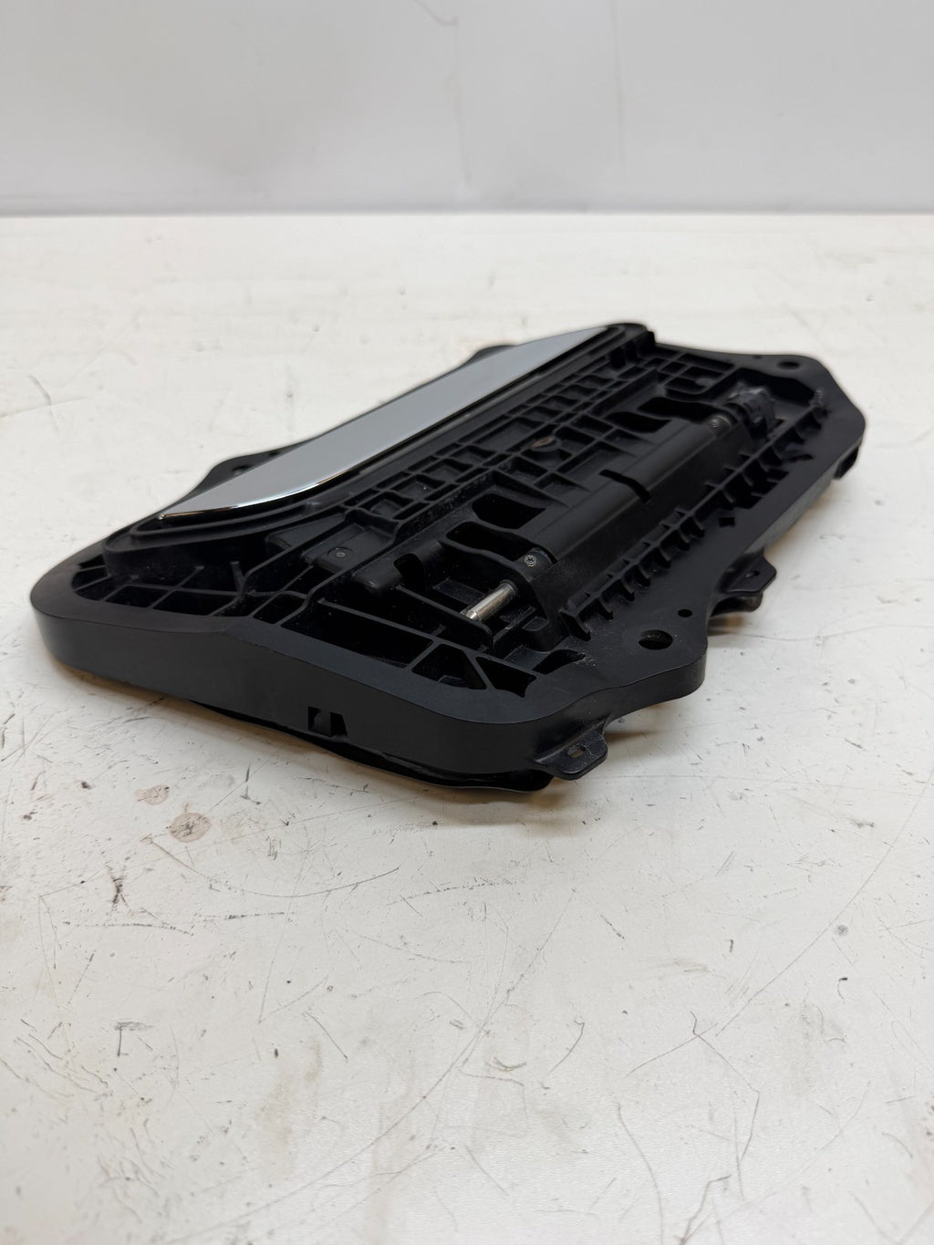 2016-2020 Tesla Model S Front Right Passenger Side Exterior Door Handle