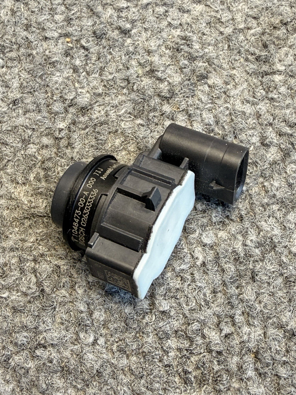 15-16 Tesla Model S X Park Assist Sensor Axial V2 Unpainted OEM 1048473-00-A