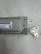 ♦️2017 - 2023 TESLA MODEL 3 RADIO RECEIVER CONTROL MODULE UNIT OEM, 107974900D