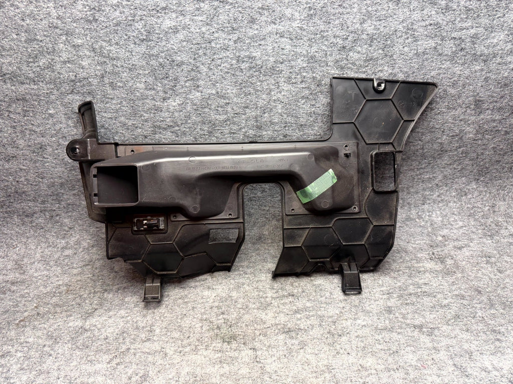 ♦️12-20 TESLA MODEL S FRONT LEFT FOOT WELL AIR DUCT TRIM COVER OEM, 6007446-00-H