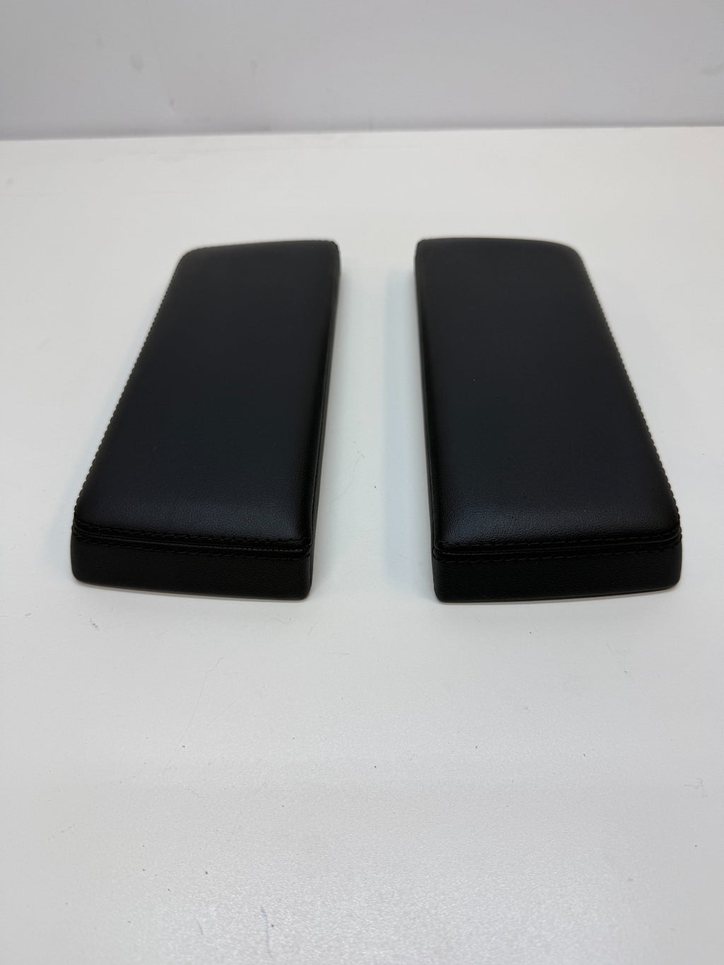 2012-20 Tesla Model S Front Left Right Center Consol Armrest Pad Black 105730227