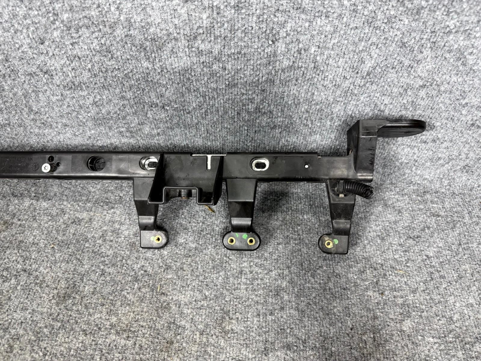 ♦️2016-2020 Tesla Model X Radiator Air Cooling Support Beam OEM, 1054164-00-E
