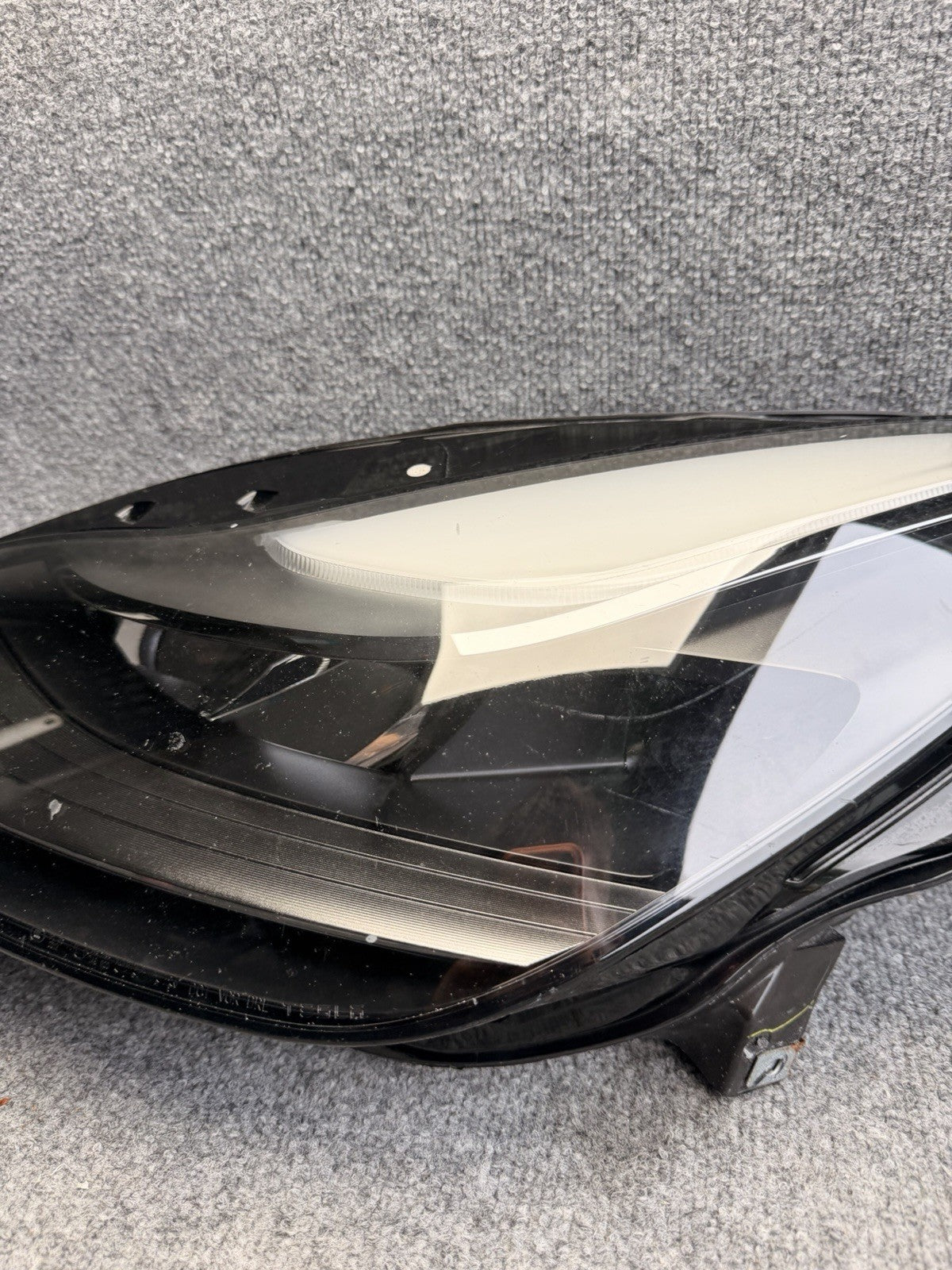 2020 - 2024 TESLA MODEL Y FRONT LEFT HEADLIGHT LED LIGHT LAMP OEM 151495200D