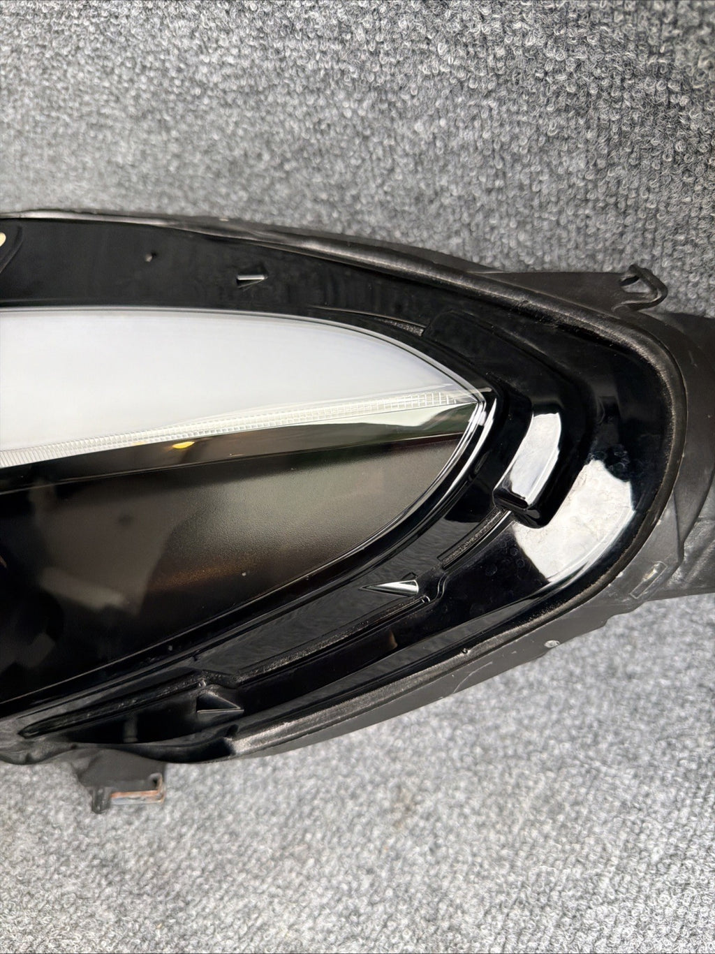 ♦️20-24 TESLA MODEL 3-Y HEADLIGHT LEFT DRIVER LED 1514952-00-C OEM