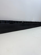 2020-24 TESLA MODEL Y RIGHT SIDE SKIRT ROCKER PANEL MOLDING CARRIER BRACKET