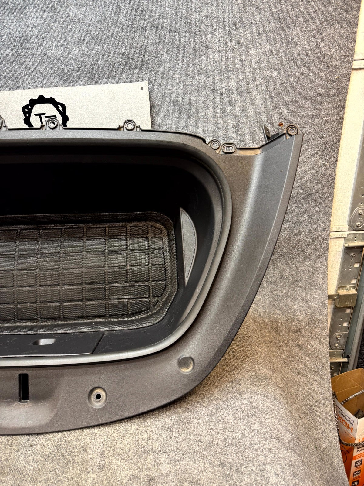 2020-2024 TESLA MODEL Y FRONT FRUNK TRUNK COMPARTMENT STORAGE BOX OEM 149260600C