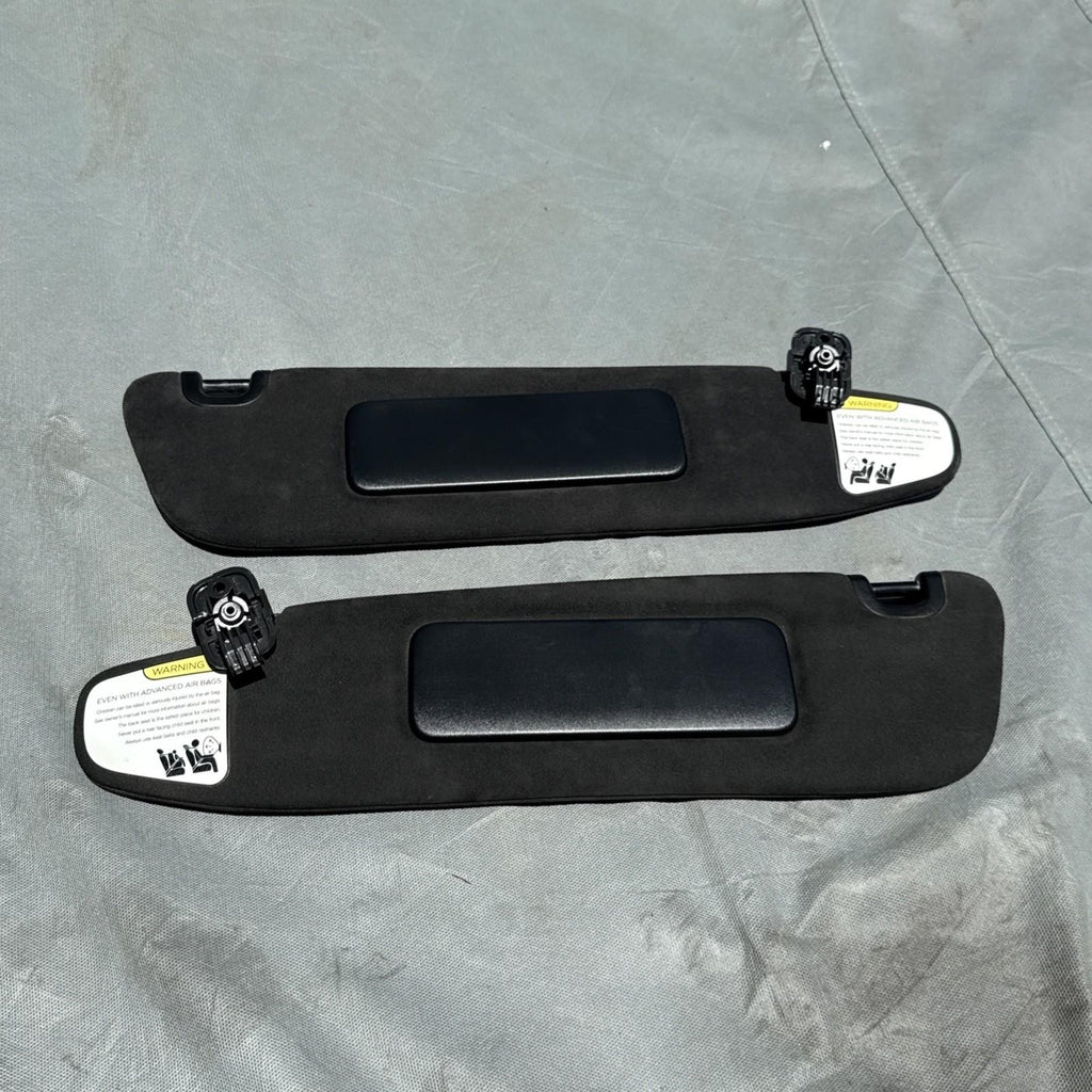 Tesla Left Driver Side AND Right Passenger Side Saviors Shade OEM, 1032153-00-D