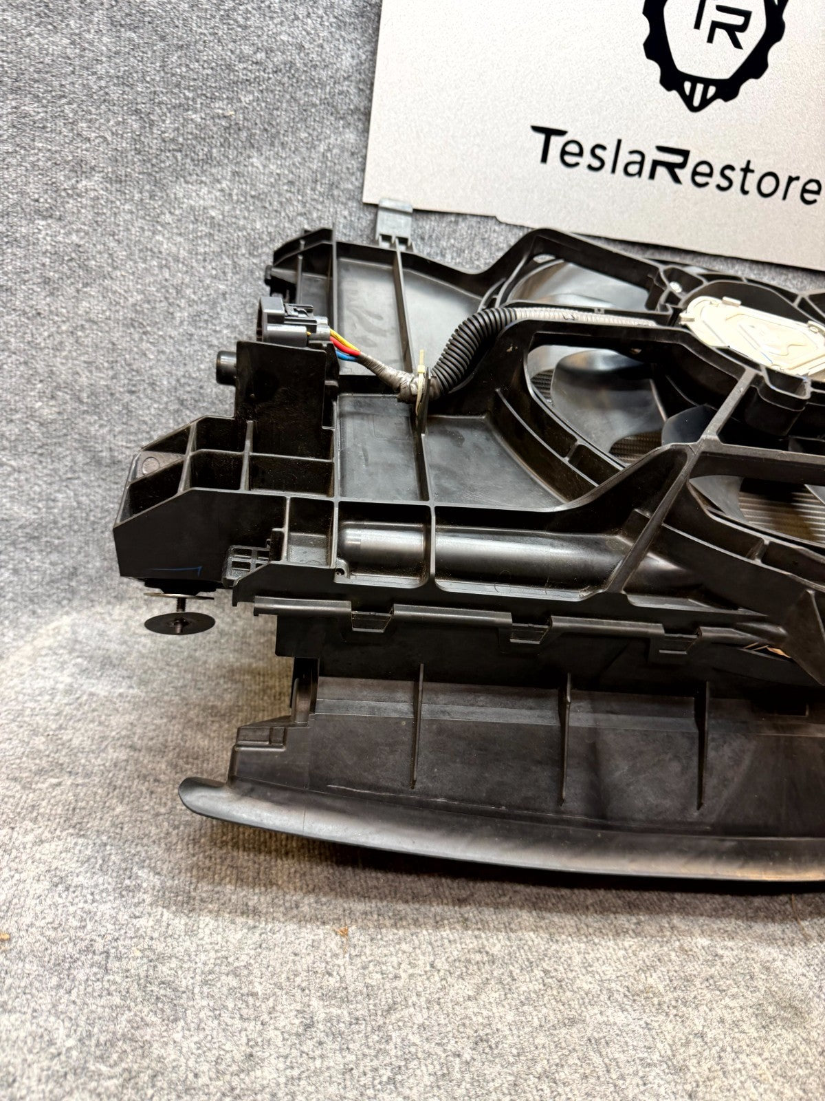 2017-2023 TESLA MODEL 3 RADIATOR CORE SUPPORT BLOWER ASSEMBLY OEM, 1494159-00-C