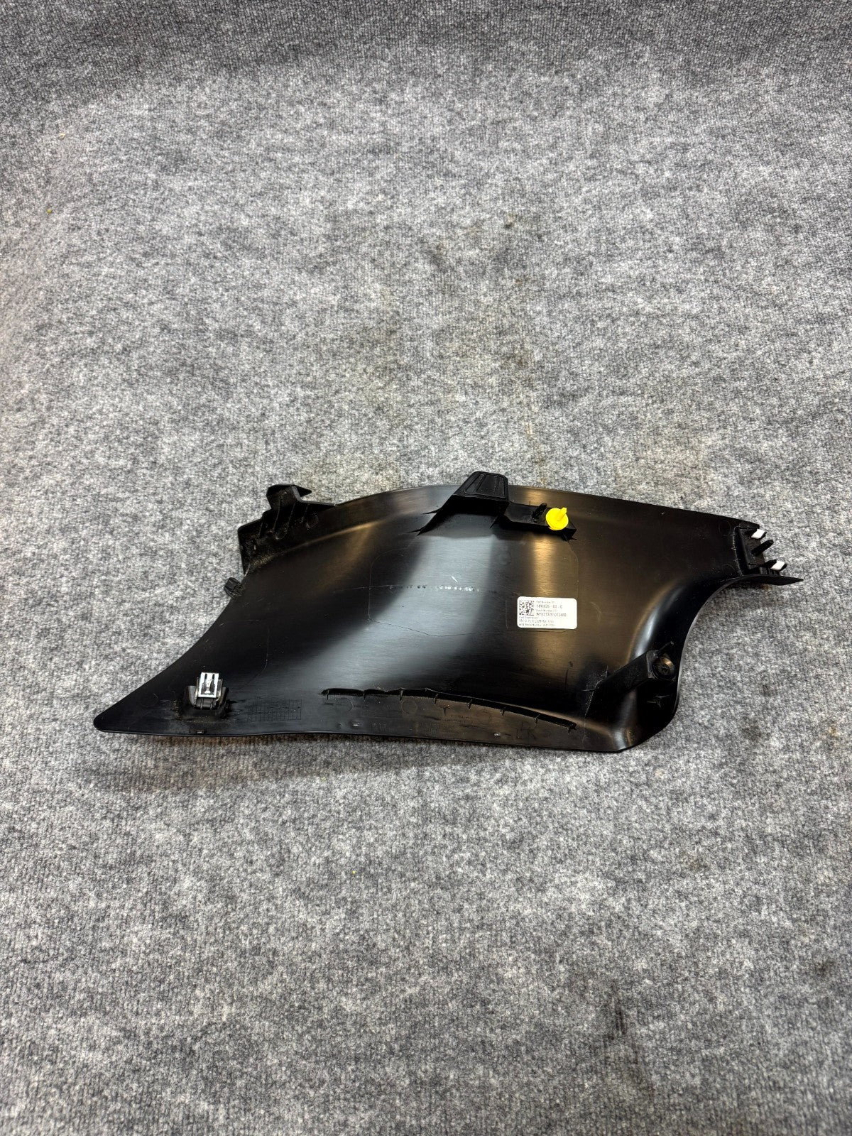 20-24 TESLA MODEL Y REAR RIGHT C-PILLAR LOWER COVER TRIM PANEL OEM, 1494626-00-C