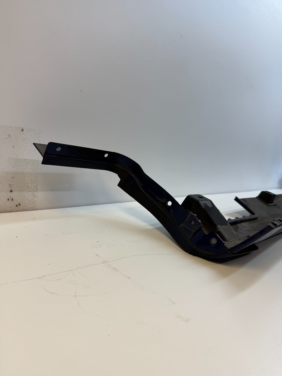12-20 Tesla Model S Right Passenger Side Skirt Rocker Panel Shell 6005875-00-J