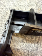 2020-2024 TESLA MODEL Y LEFT SIDE ROCKER PANEL BRACKET CLIP OEM, 1555376-00-C