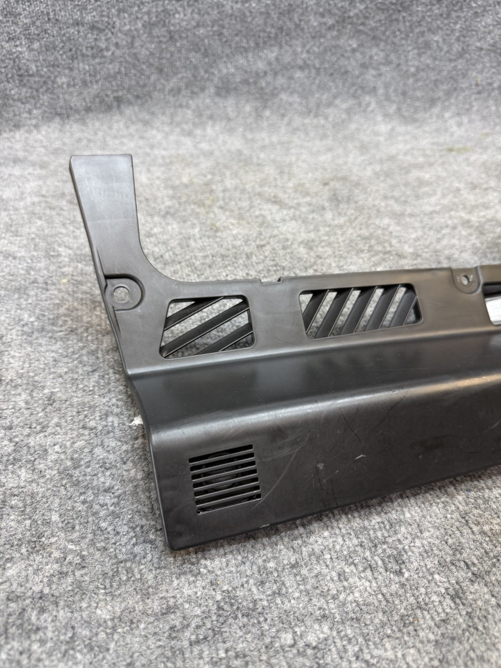 2020-2024 TESLA MODEL Y RIGHT PASSENGER SIDE FOOTWELL COVER OEM, 1833395-00-A