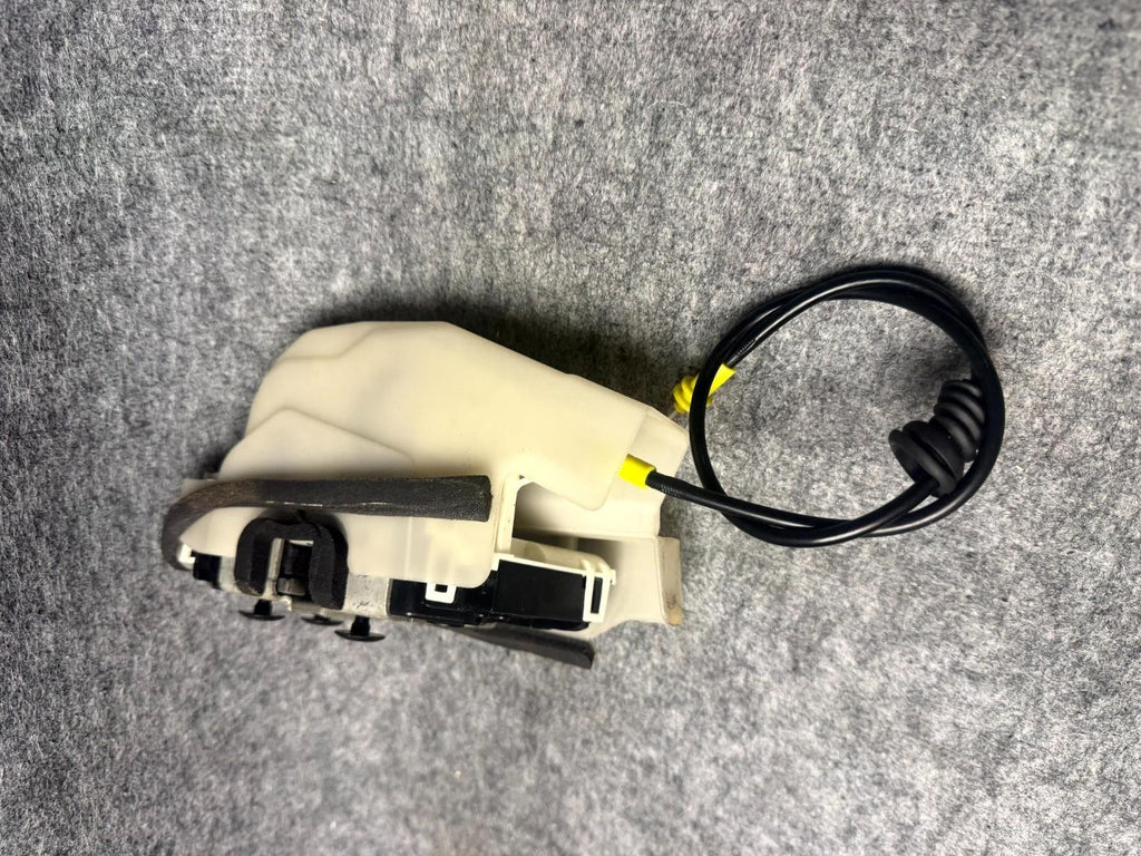♦️2017 - 2023 TESLA MODEL 3 REAR LEFT DOOR LOCK LATCH ACTUATOR OEM, 1068970-00-L