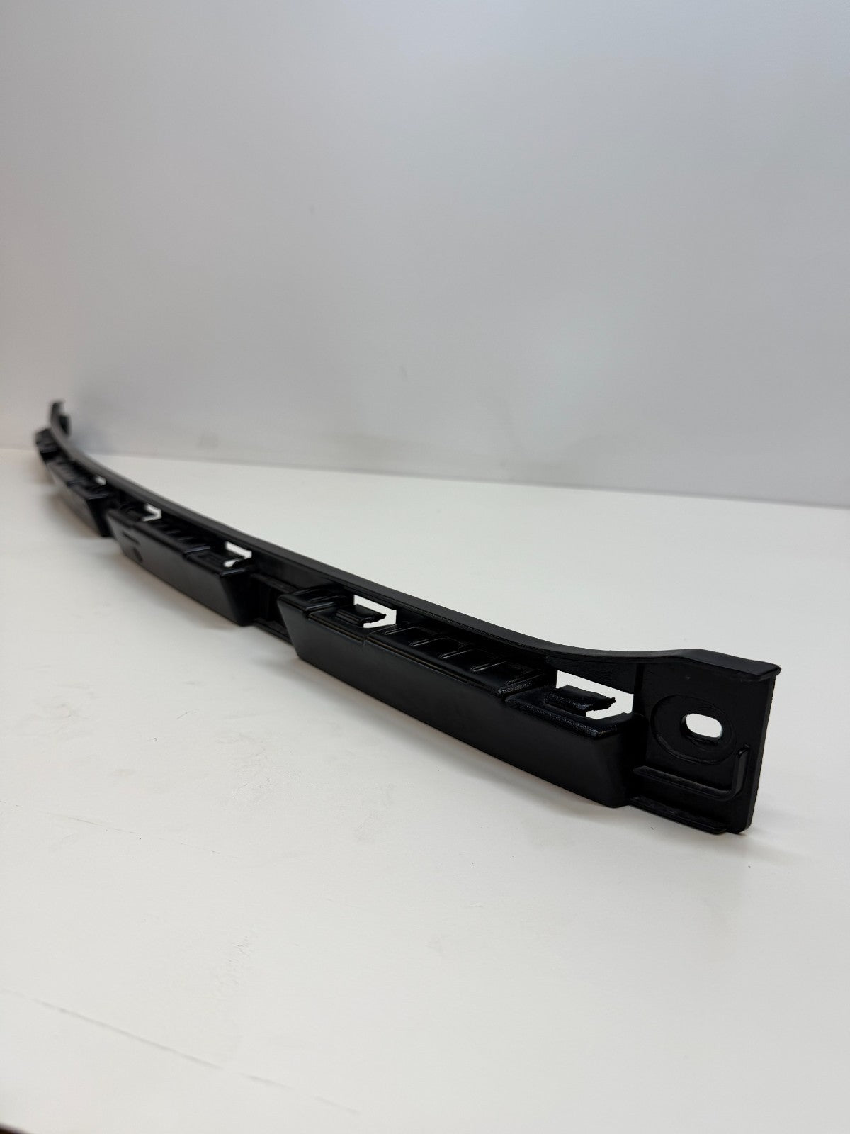 2012-2022 Tesla Model S Rear Bumper Center Support Bracket 6007724-00-E