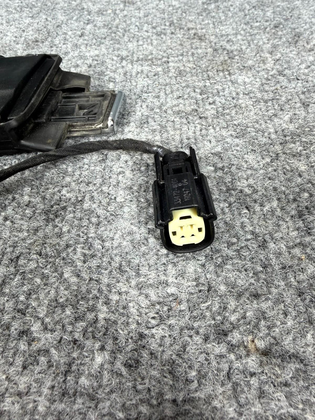 16-20 Tesla Model X Front Right Side Exterior Door Handle OEM, 1035419-00-E