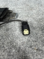 16-20 Tesla Model X Front Right Side Exterior Door Handle OEM, 1035419-00-E