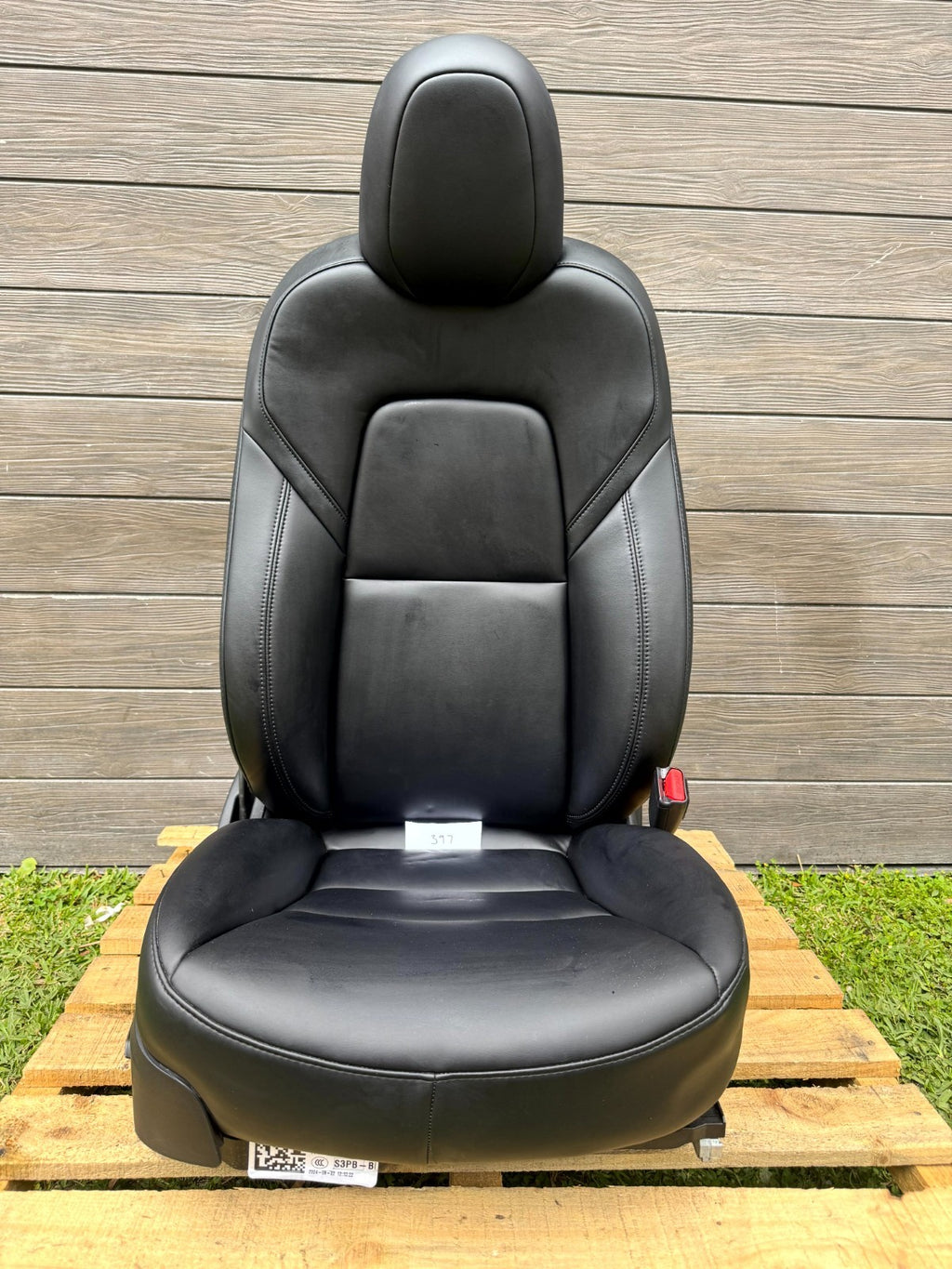 2020 - 2024 TESLA MODEL Y FRONT RIGHT SIDE 1ST ROW FULL SEAT OEM, 1104007-00-D