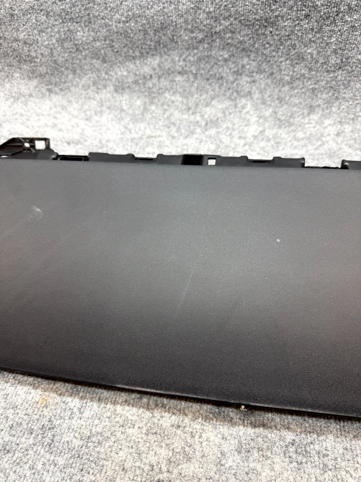 2020 - 2024 TESLA MODEL Y DASH GLOVE BOX COMPARTMENT STORAGE OEM, 1083331-00-A