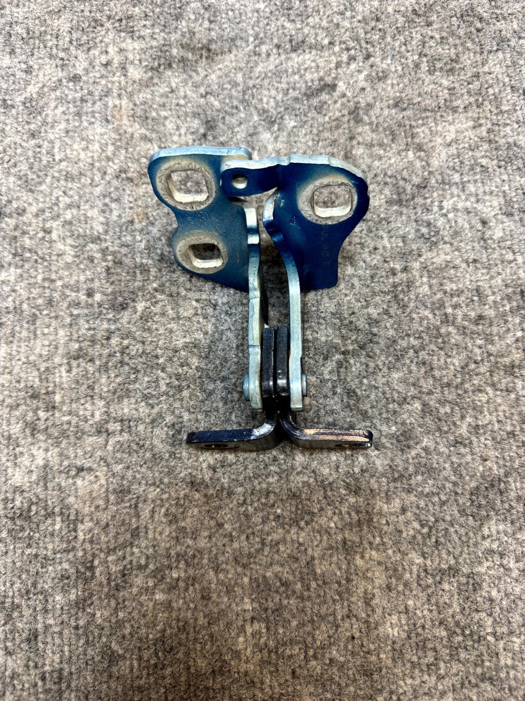 2017 - 2023 TESLA MODEL 3 FRONT LEFT / RIGHT SIDE UPPER DOOR HINGE OEM