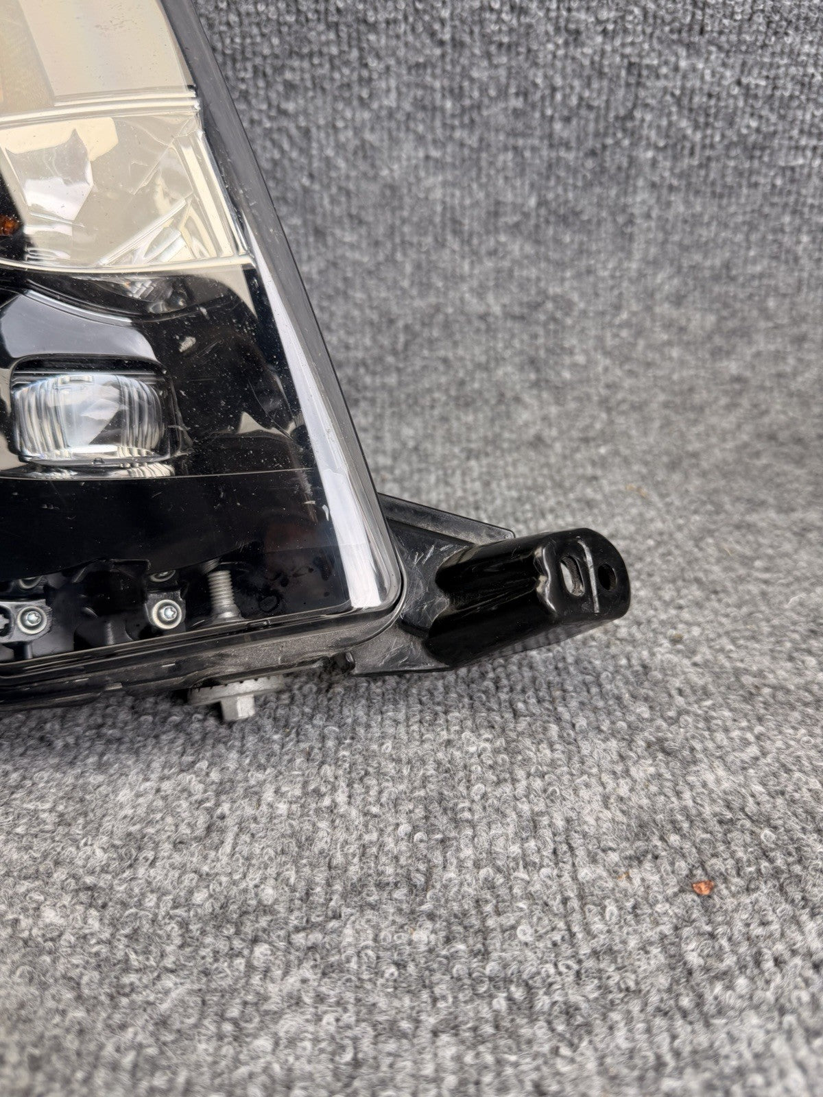 2016 - 2020 Tesla Model S Front Right LED Fog Light Lamp 6005914-00-I RH OEM