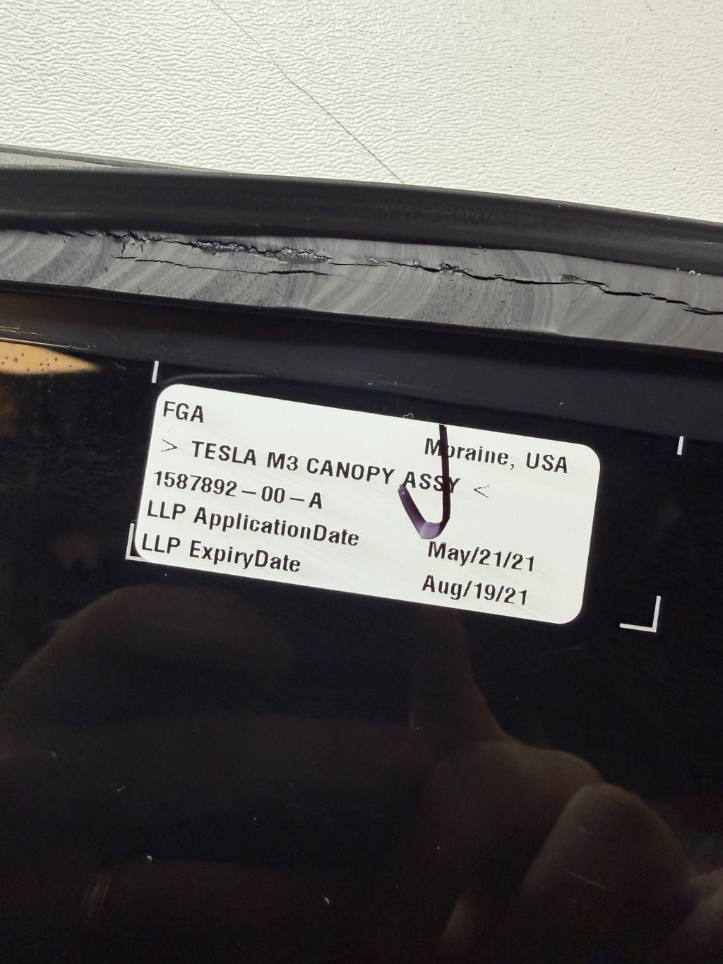 2018-2023 Tesla Model 3 Middle Panoramic Sunroof Roof Glass Window Moonroof OEM