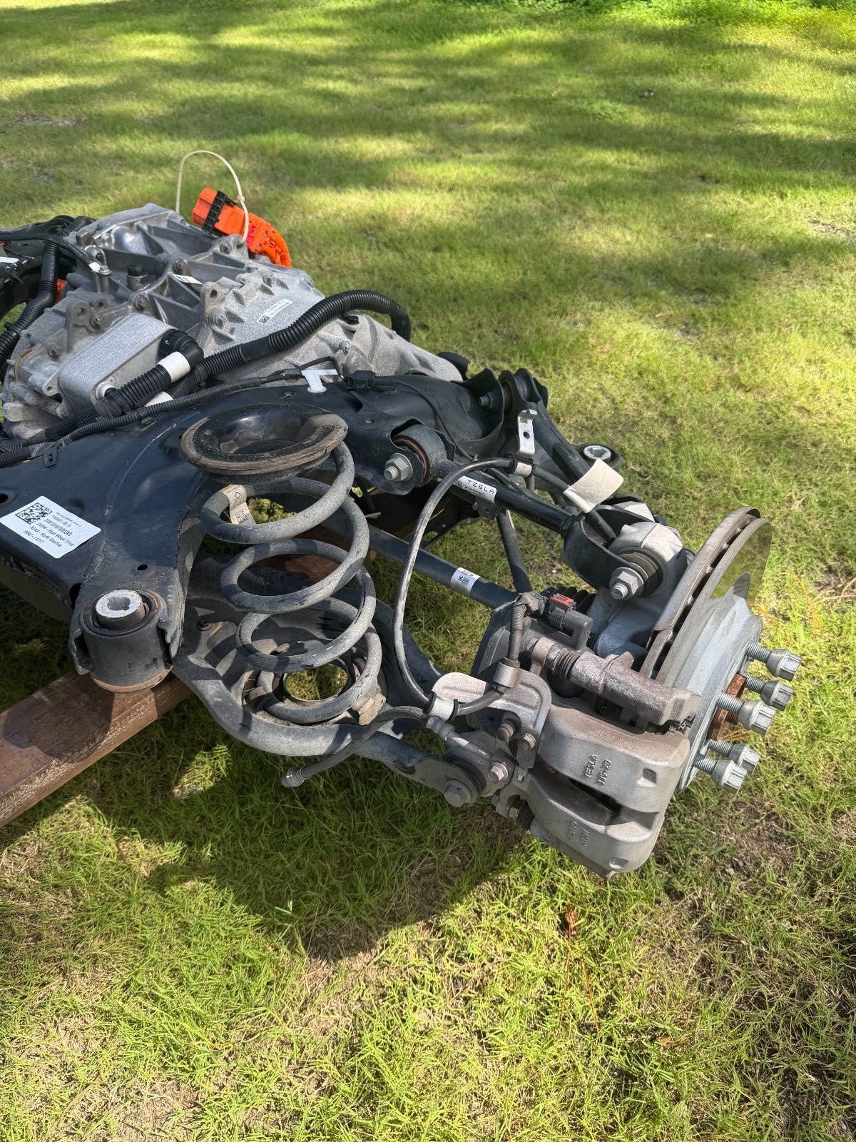 2021-2023 Tesla Model 3 Engine Rear Drive Unit Motor with Subframe Assembly