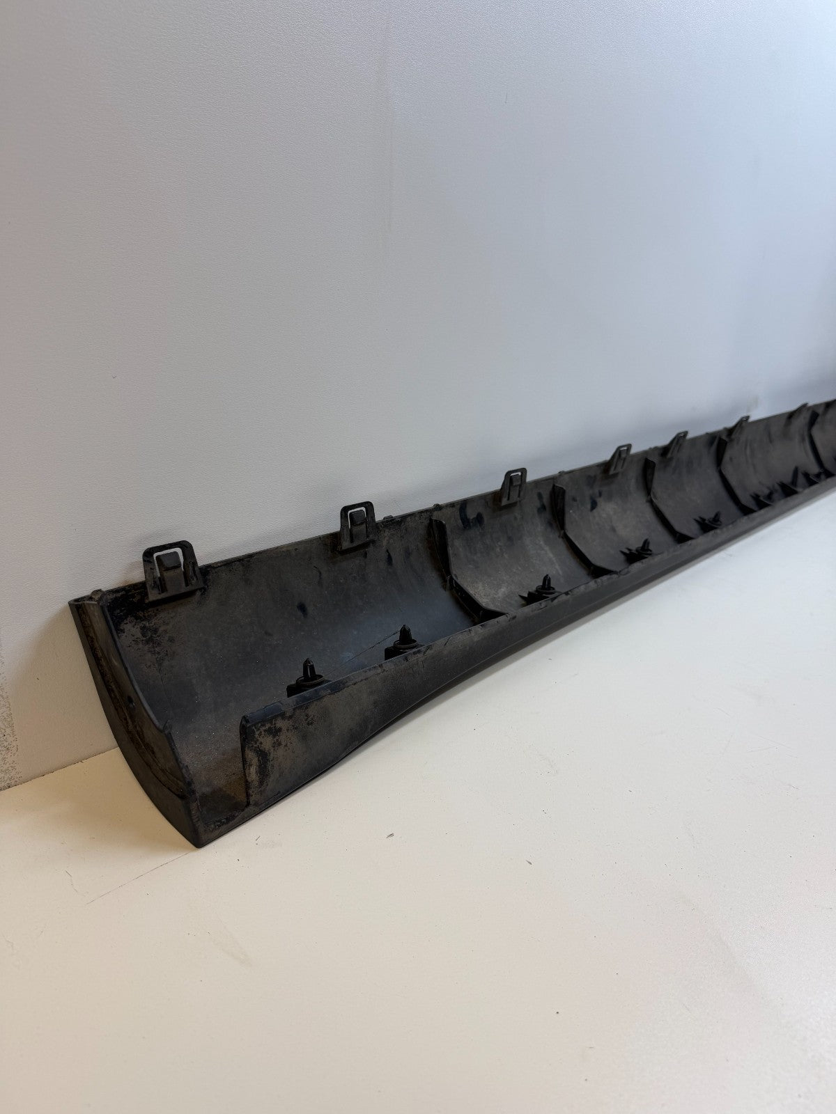 2020 - 2024 Tesla Model Y Left Side Sill Rocker Panel Molding 1497740-00-D