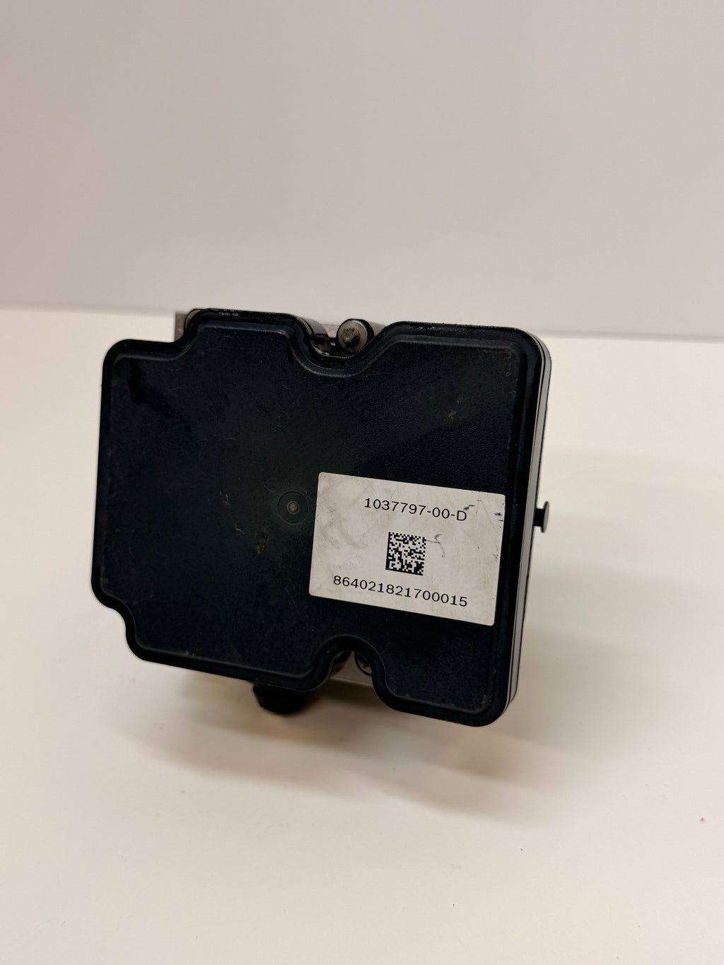 2016-2020 Tesla Model S Anti-Lock ABS Brake Pump Module Assembly 1037797-00-D