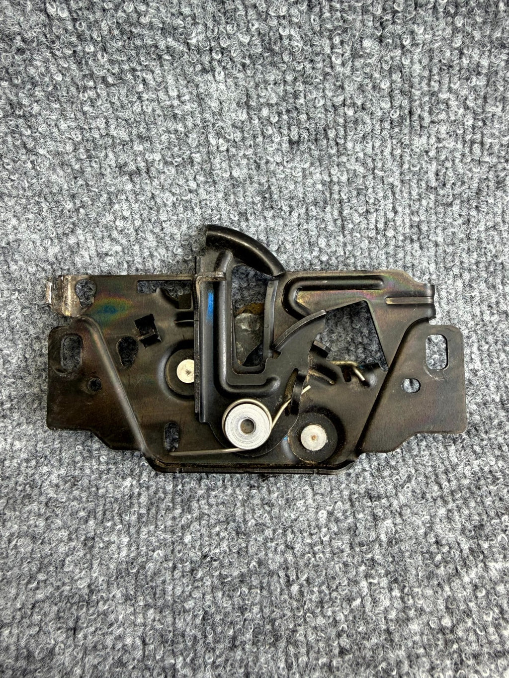 2017 - 2023 TESLA MODEL 3 HOOD BONNET LOCK LATCH OEM, 1033011-00-E