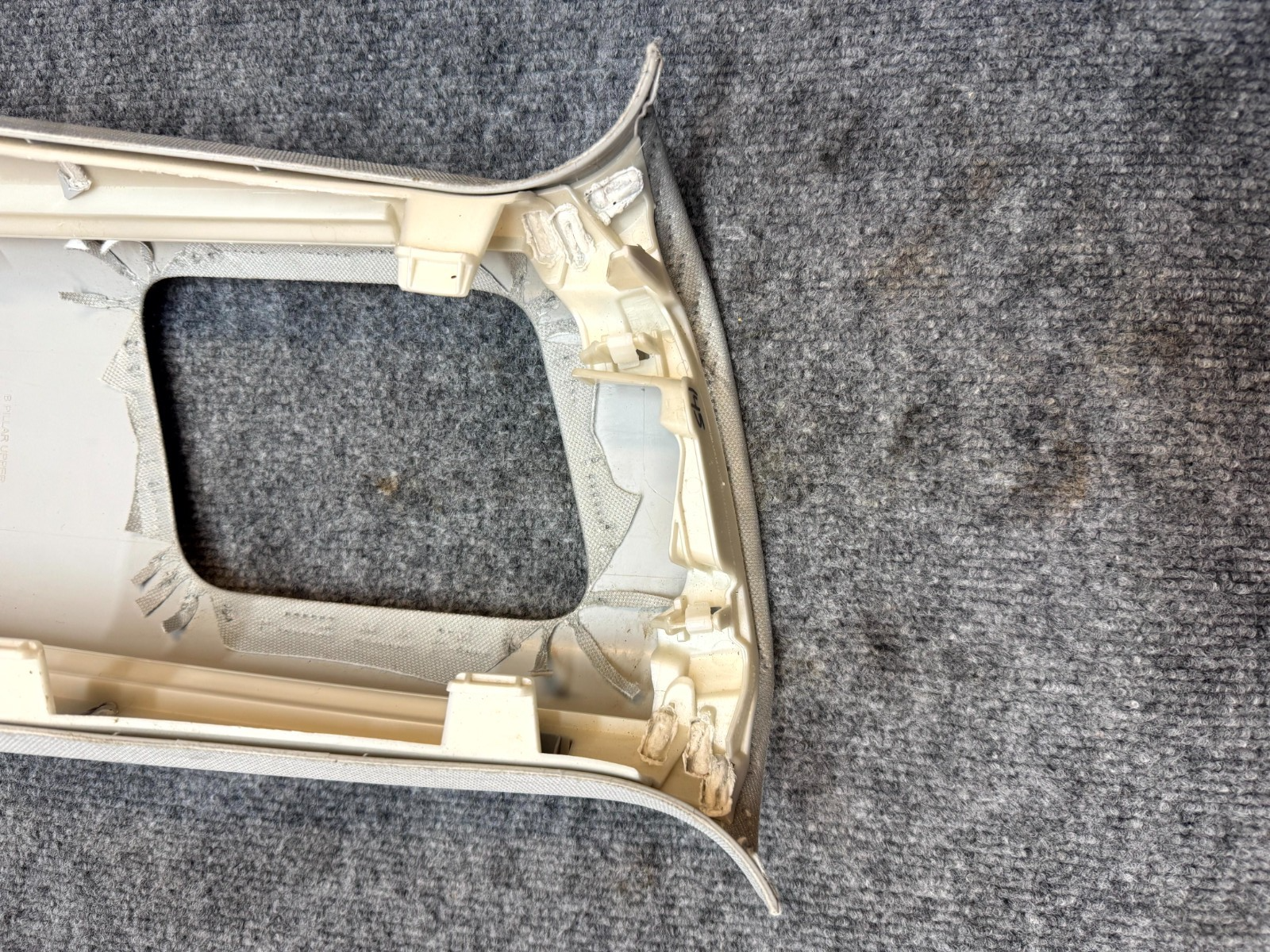 2020 - 2024 TESLA MODEL Y LEFT SIDE B-PILLAR UPPER TRIM COVER OEM, 1494606-00-C