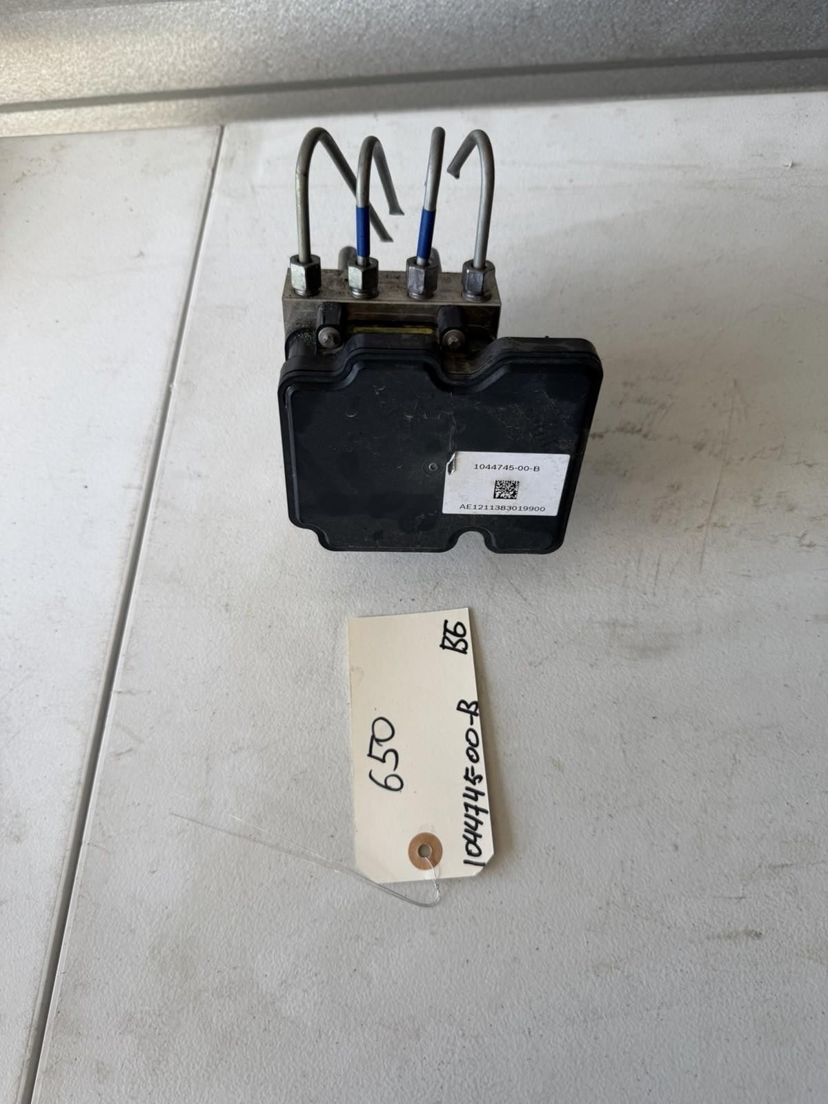 ♦️2017-2023 TESLA MODEL 3 ANTI LOCK BRAKE ABS PUMP MODULE ASSY OEM, 1044745-00-B