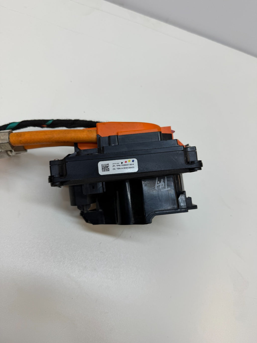 12-15 Tesla Model S GEN2 Rear HV Junction Box to GEN1 Charge Port W/  Connector