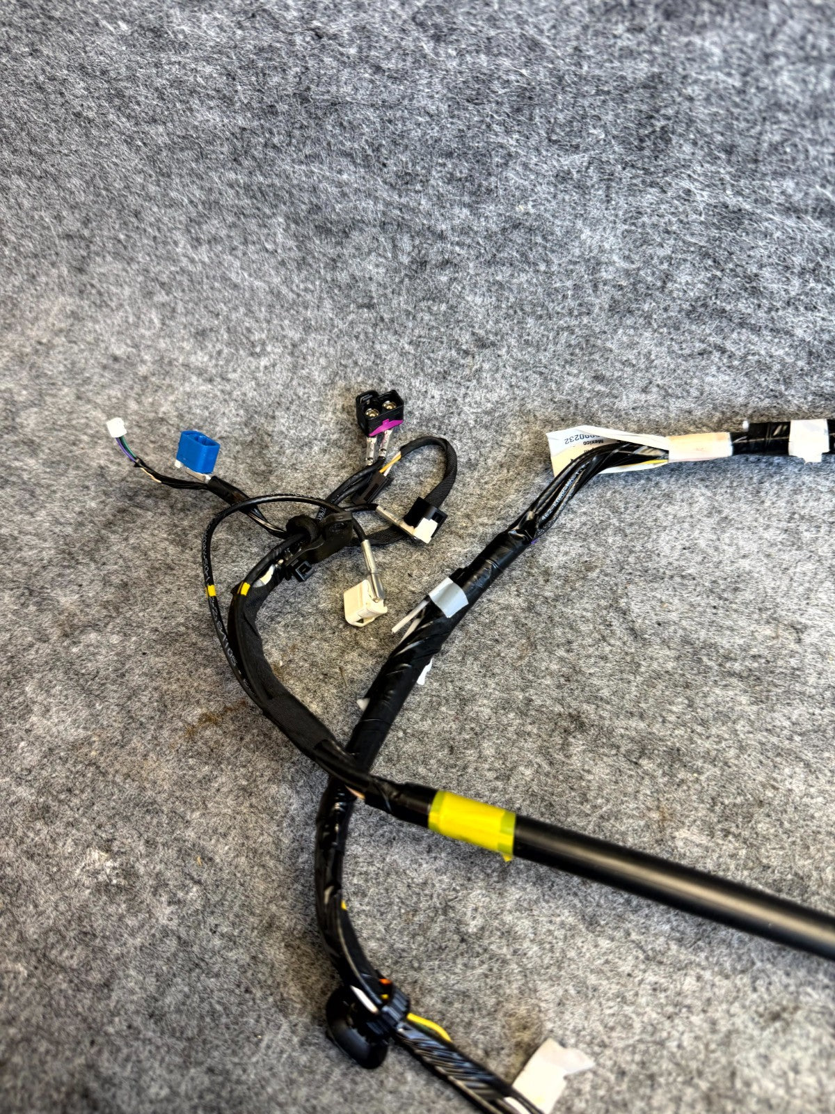 ♦️17-23 TESLA MODEL 3 FRONT WINDSHIELD CAMERA WIRING HARNESS OEM, 1068787-00-E