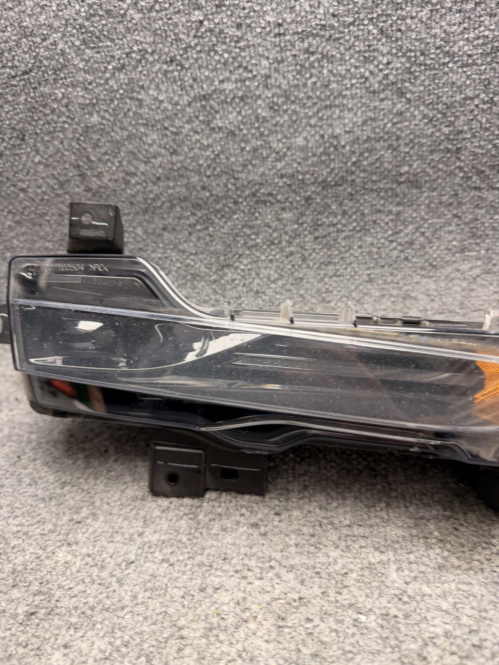 OEM Tesla Model 3 Y Right Passenger Fog Light Signature Lamp 1077392-00-F New