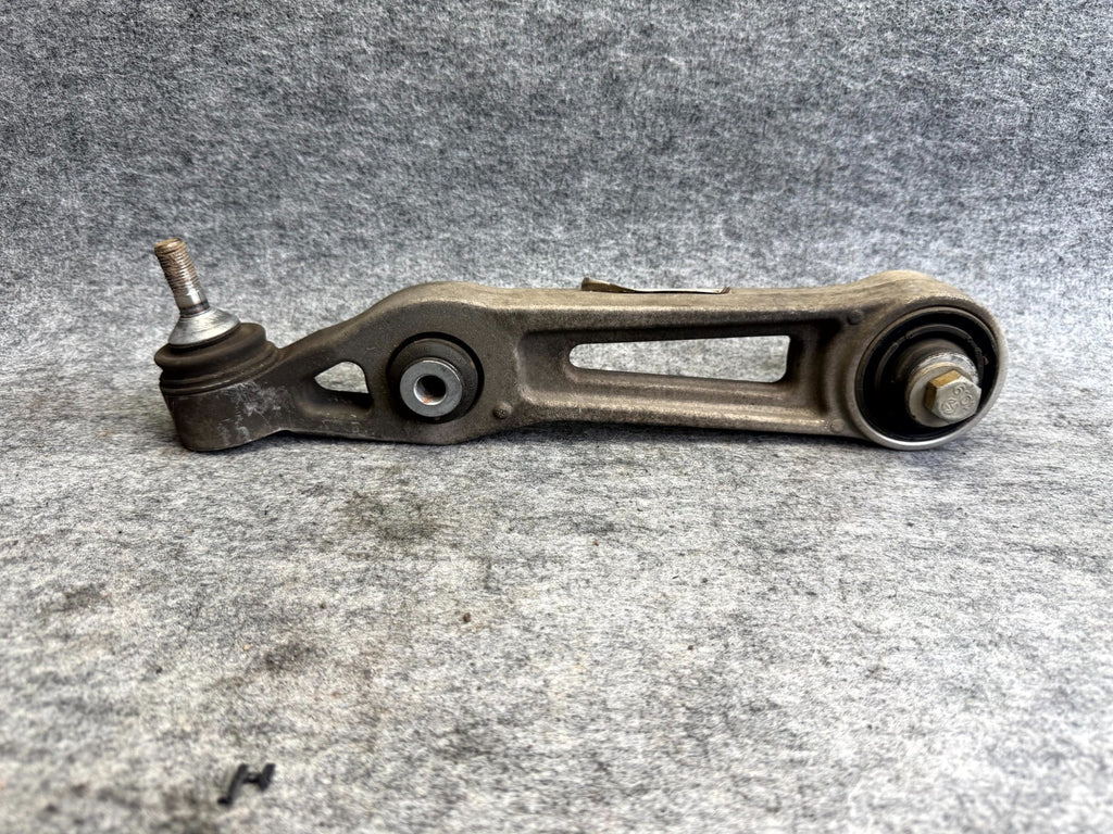 ♦️2012 - 2020 TESLA MODEL S FRONT RIGHT SIDE CONTROL ARM OEM, 1048951-00-B