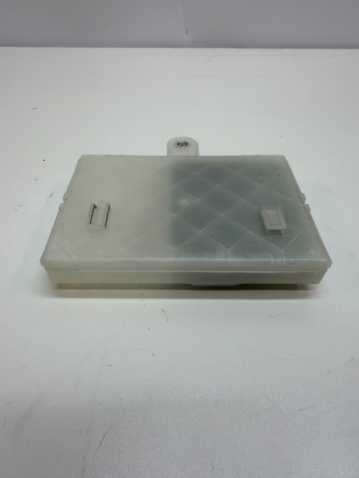 2017-2024 Tesla Model Y Charge Port Controller ECU Module 1537264-00-B